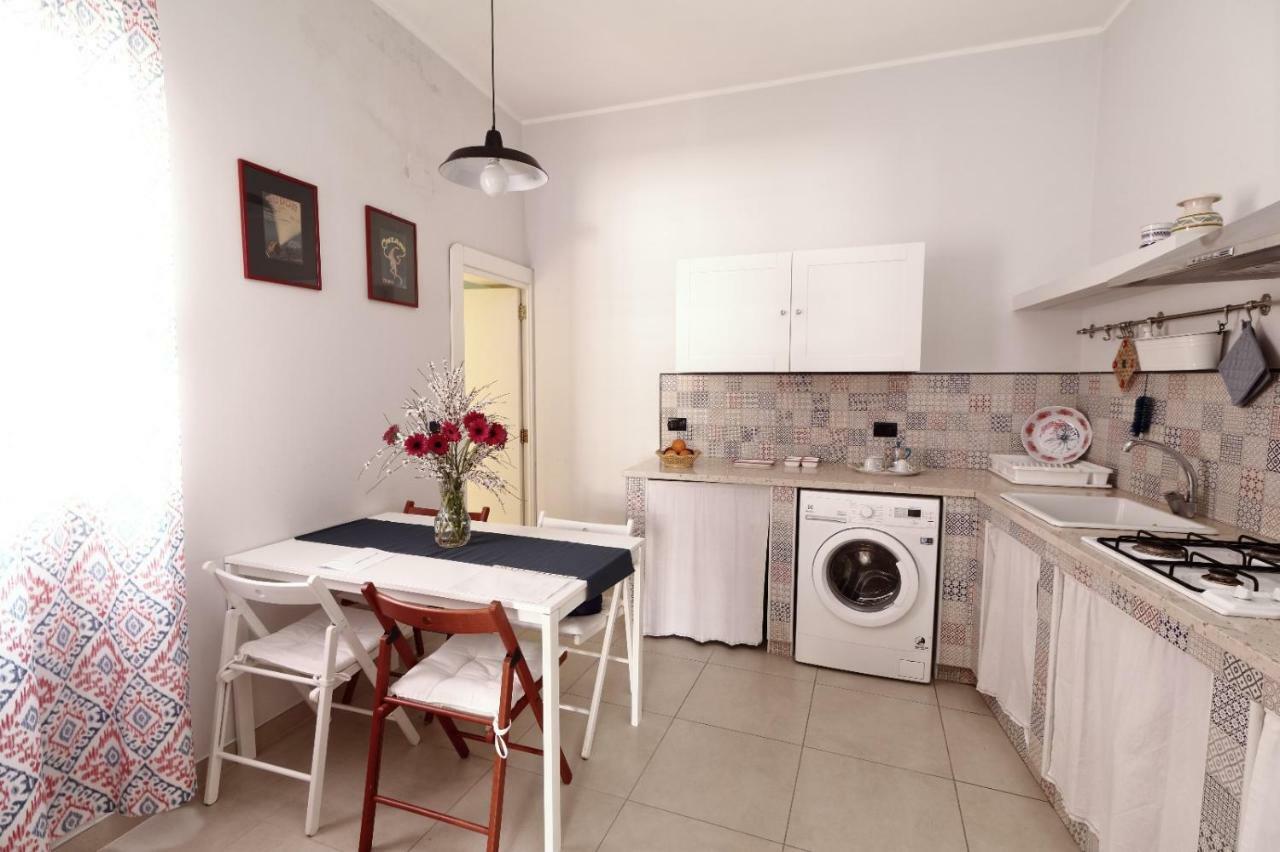 Slow Lecce - Old Town Apartment Sit Exterior photo